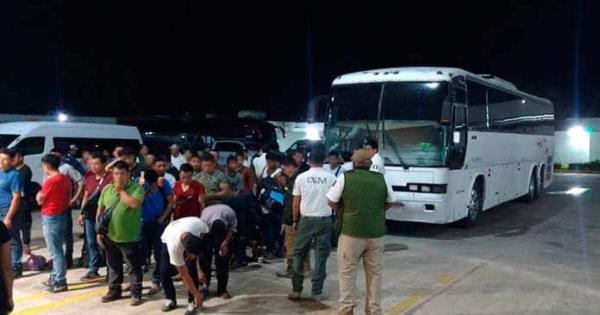 Hallan Hacinados A Migrantes En Veracruz