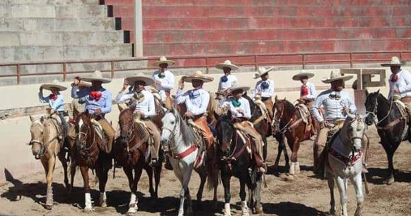 Triunfa Potosina Verde En Charreada De Fin De A O