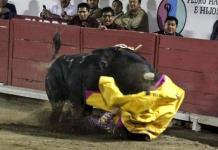 Torera Hilda Tenorio evoluciona de manera favorable tras cornada