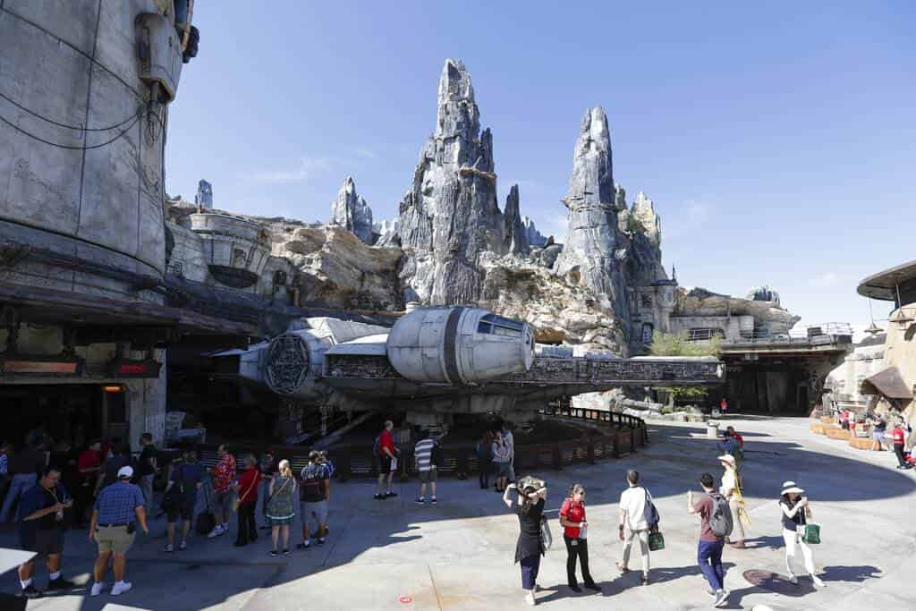 abren-tierra-de-star-wars-en-orlando-video-y-fotos