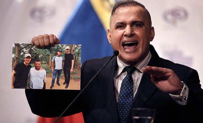 Guaidó pide a colombianos no hacer el juego a Maduro por polémicas fotos