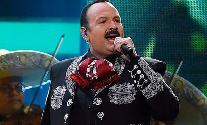 Pepe Aguilar pierde propiedad de su padre por incendio