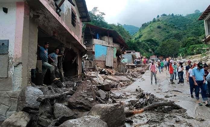 Gobierno de Venezuela prepara plan de rescate en región afectada por lluvias