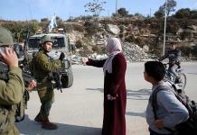 Soldados de Israel denuncian órdenes para discriminar a palestinos, según ONG