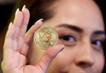 Bitcoin se hunde a 370 mil pesos; vale menos que un Toyota Corolla