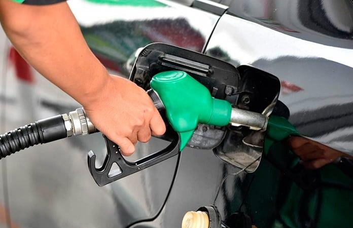 Subsidio a gasolinas ayudó a bajar contrabando de hidrocarburos, informa SAT
