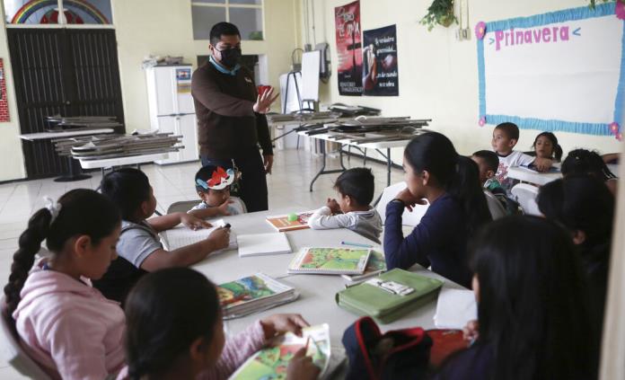 La educación retrocede una década en Latinoamérica