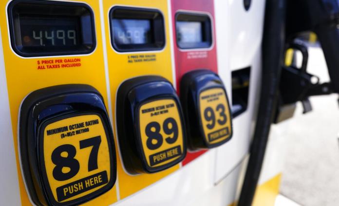 Consejos para ahorrar gasolina ante aumento de precios