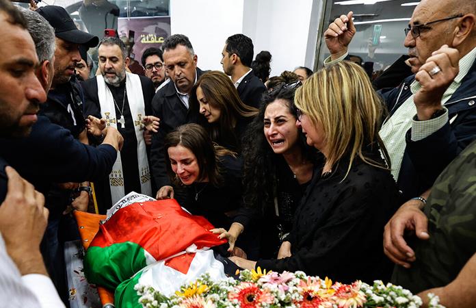 Los palestinos lloran la muerte de la periodista Shireen Abu Akleh