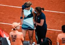 Badosa se retira del Roland Garros por problemas en la rodilla