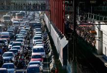 Transportistas de Argentina, en huelga por falta de gasoil