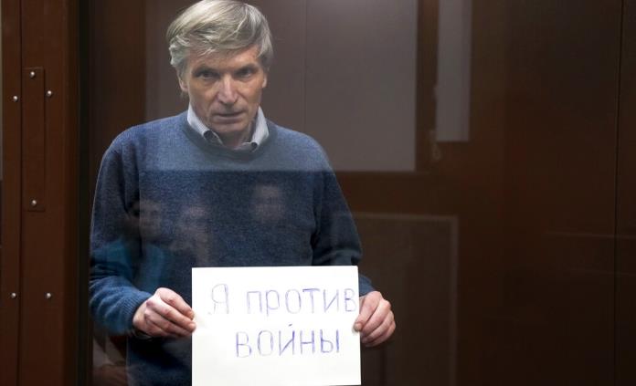 Tribunal de Moscú prolonga detención de legislador