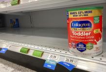 Debido a escasez, EEUU comprará leche de fórmula a México