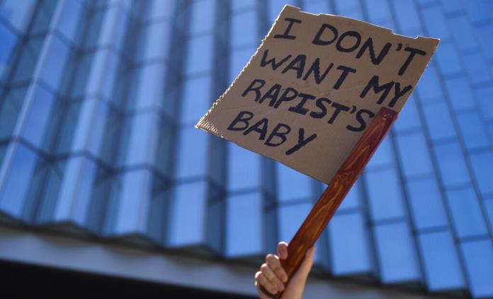 La Costa Oeste de Estados Unidos anuncia ofensiva para defender aborto
