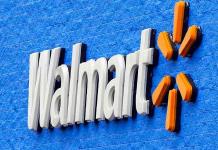 Walmart hará despidos en EEUU tras rebajar sus previsiones de negocio, según medios