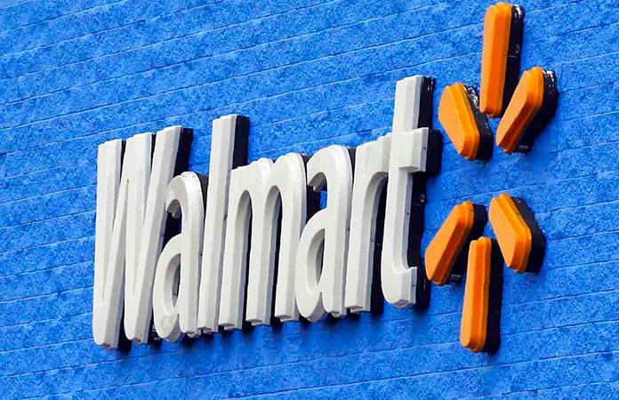Walmart hará despidos en EEUU tras rebajar sus previsiones de negocio, según medios