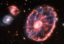 Nueva imagen del James Webb: el caos de la galaxia Rueda de Carro
