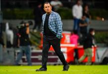 Selección de Perú nombra a Reynoso como sucesor de Gareca