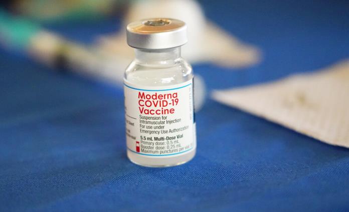 Moderna supera expectativas gracias a vacuna contra el COVID