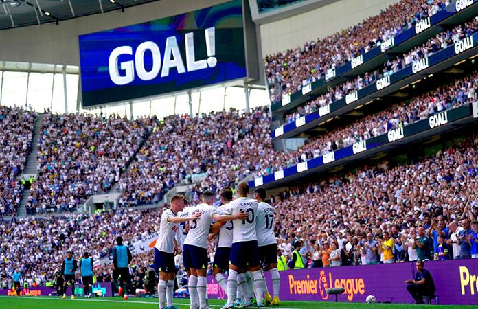 Con goleada, el Tottenham inicia contundente la Premier League