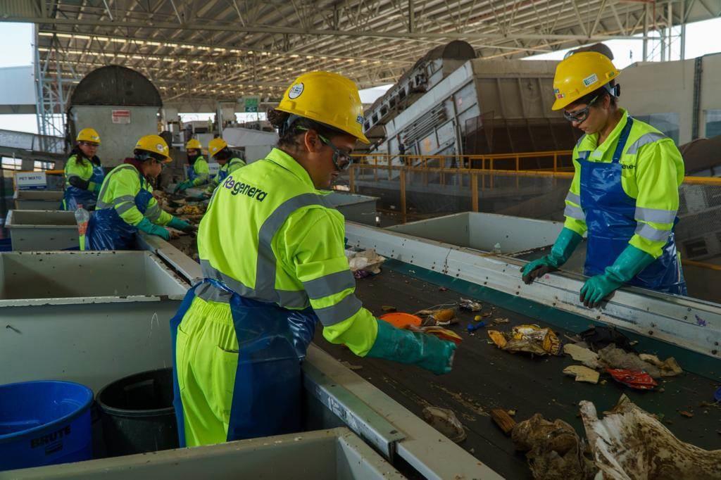 CEMEX contribuye a economía circular con lanzamiento de Regenera, negocio  para gestionar residuos