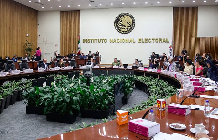 INE cierra registro de nuevos partidos